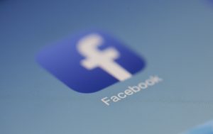 Los servicios jurídicos del ayuntamiento de Granja de Rocamora investigan un posible hackeo de la página de Facebook