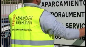 Generalitat ejecuta orden de desahucio administrativo en el parking del recinto portuario