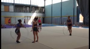 El Club de Gimnasia Rítmica de Almoradí entrena para recaudar fondos de cara a grandes competiciones