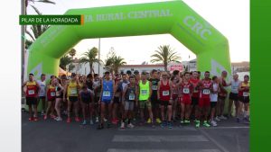 Cerca de 300 corredores en el Cross nocturno de Mil Palmeras