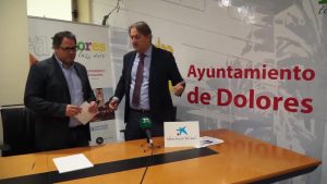 Dolores y CaixaBank juntos para llevar a cabo el programa de ayudas a niños en riesgo de exclusión