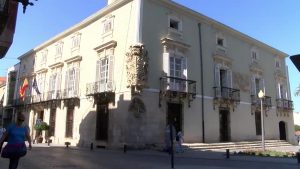 Orihuela adjudica las obras de reurbanización del Parque de la Cruz de San Bartolomé