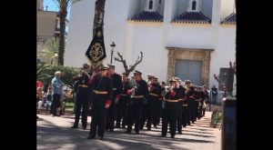 Dolores celebra una concentración de coches clásicos y su certamen de cornetas y tambores