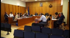 El PSOE se queda solo en el pleno de Orihuela defendiendo la instauración de los bautizos civiles