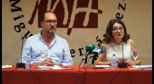 El Decreto de Plurilingüismo protagoniza el encuentro de Mónica Oltra en Orihuela