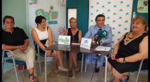 La Fundación La Caixa financia un programa de ocio para jóvenes discapacitados de la Vega Baja