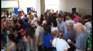 Más de 250 desempleados asisten en Almoradí al II Foro de Empleo de la Vega Baja