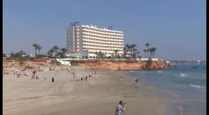 Las empresas turísticas de Orihuela Costa rechazan la tasa turística