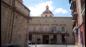 El MInisterio de hacienda advierte a los Aytos de Torrevieja y Orihuela sobre su "morosidad"