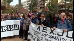 Torrevieja acoge una multitudinaria manifestación para reivindicar unas pensiones dignas