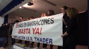 El IES Thader se encierra para reivindicar la adhesión del Ayuntamiento a Edificant