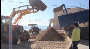 Guardamar regenera sus playas con arena procedente de una antigua duna
