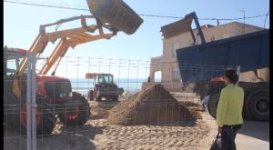 Guardamar regenera sus playas con arena procedente de una antigua duna