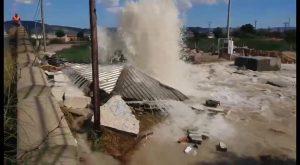 La rotura de los Tubos del Trasvase en dos puntos de Orihuela provoca grandes pérdidas de agua