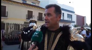 El Desfile de Moros y Cristianos de Benejúzar se retrasa un día en su salida por la lluvia