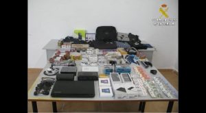 La GC detiene en Torrevieja a un grupo criminal que en una semana cometió cerca de 20 delitos