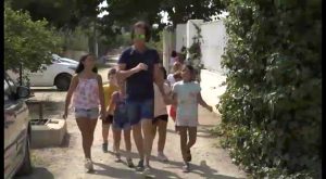 Extravagarte: el lugar donde los niños son felices en la naturaleza mientras los padres trabajan