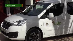 El Ayuntamiento recibe un nuevo vehículo para ILDO con el objetivo de facilitar su trabajo