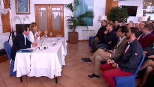 El PP informa a los residentes internacionales de los trámites para poder votar en las municipales