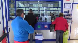 Se incrementa la venta de décimos a escasos días del sorteo de la Lotería de Navidad