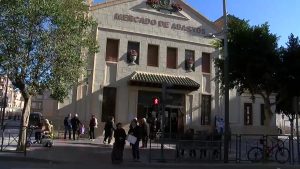 Callosa apuesta por las compras en su mercado de abastos