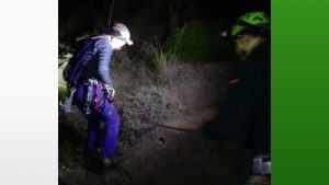 Rescatados tres escaladores en la pared negra de Orihuela