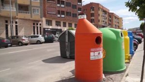 Vega Baja Sostenible presenta un plan para el fomento del reciclaje y la separación de residuos