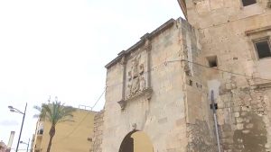 Cableado polémico en el Colegio Diocesano Santo Domingo