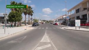 Una línea de autobús regular unirá el casco urbano y la costa de Orihuela