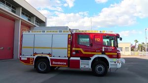 Dos heridos en un accidente entre un camión y una furgoneta a la altura de Los Montesinos