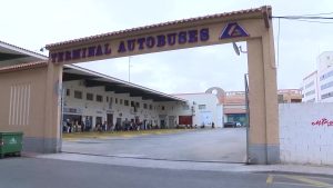 La Generalitat aprueba el nuevo proyecto de transporte en autobús que mejora el servicio de la Vega Baja