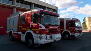 Un hombre y sus dos perros salen ilesos del incendio en una casa de Orihuela Costa