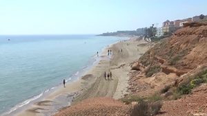 La Vega Baja consigue 24 banderas azules para sus playas y 3 para sus puertos