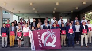 Orihuela, Pilar de la Horada y Torrevieja recogen sus banderas Qualitur 2019