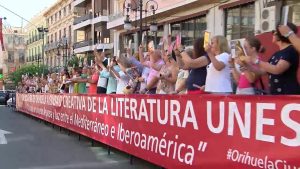 Un centenar de personas apoyan la candidatura de Orihuela a Ciudad Creativa