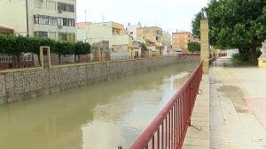 Las lluvias dejan más de 100 litros por metro cuadrado en la Vega Baja