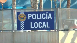 La policía local de Pilar de la Horada detiene a un varón por golpear a su esposa