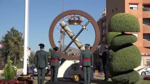 Orihuela dedica una escultura a la Guardia Civil en homenaje a sus 175 años de servicio