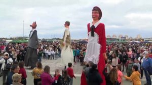 Miles de personas se reúnen en torno al Concurso de Paellas de Torrevieja