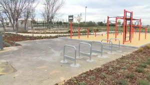 Agua regenerada de la depuradora en el Polideportivo Municipal de San Fulgencio