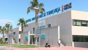 Ribera Salud se compromete a construir el segundo centro de salud de Orihuela Costa