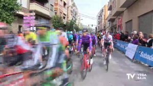 La Vuelta Ciclista a la Comunidad Valenciana, en la Vega Baja