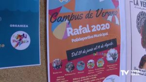 Las escuelas y los campus de verano hacen frente a la COVID-19