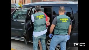 Detenido en Almería por estafar, presuntamente, a varios empresarios de la Vega Baja