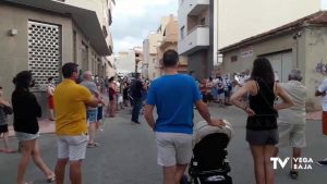 Protesta en San Miguel de Salinas por la apertura de un velatorio en el centro del municipio