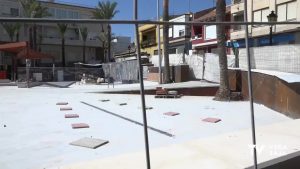 La Plaza de la Libertad de San Miguel de Salinas lleva un año de obras