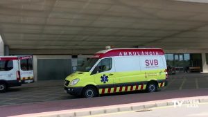 Un hombre de 47 años cae de un tejado a una altura de siete metros en Torrevieja