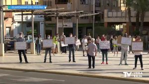 Pitada de los mercaderes frente al ayuntamiento de Guardamar