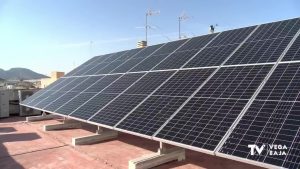 Cox lucha por combatir el cambio climático con la instalación de paneles fotovoltaicos