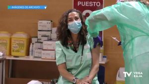 Sanidad abre una investigación al departamento de Torrevieja por las vacunas contra el coronavirus